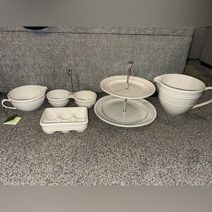 NEW Kate spade sculpted stripe cream set